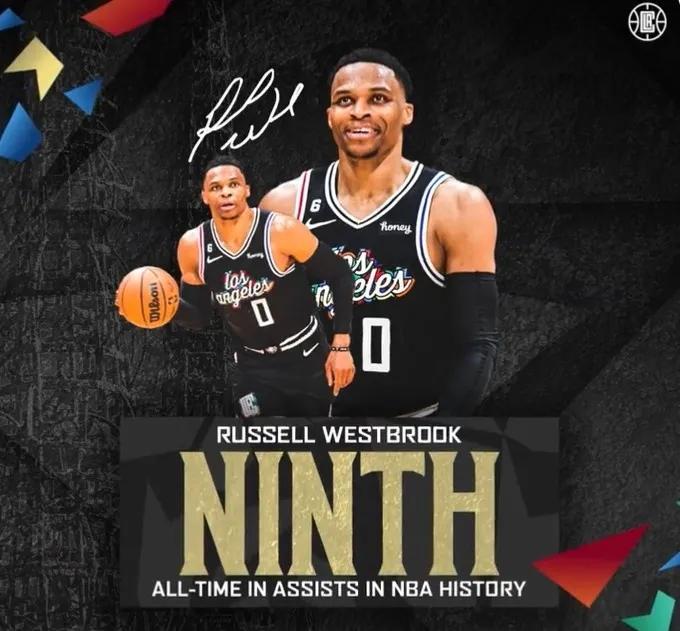 快船三连胜威少末节遭弃用 助攻超微笑刺客历史第九

NBA常规赛，快船主场以10