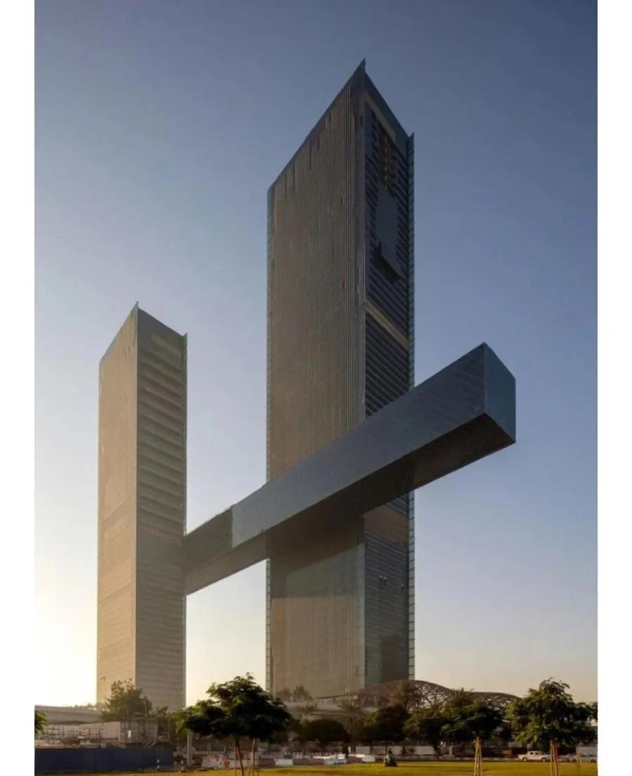 由日建设计的迪拜地标性建筑﹣One Za ' abeel 大楼位于迪拜城市新旧部