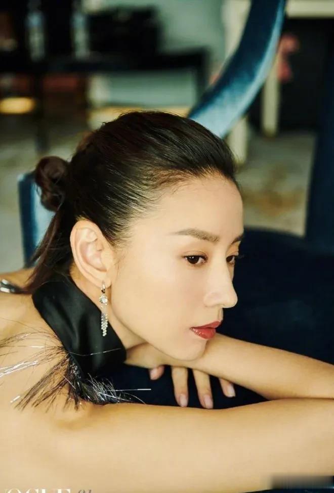 为什么人到中年的她依旧还是这么