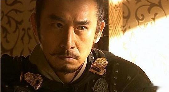 刘弘基早年落拓不羁，喜欢结交轻侠之士。后来，以父荫被授为右勋侍，随隋炀帝征讨辽东