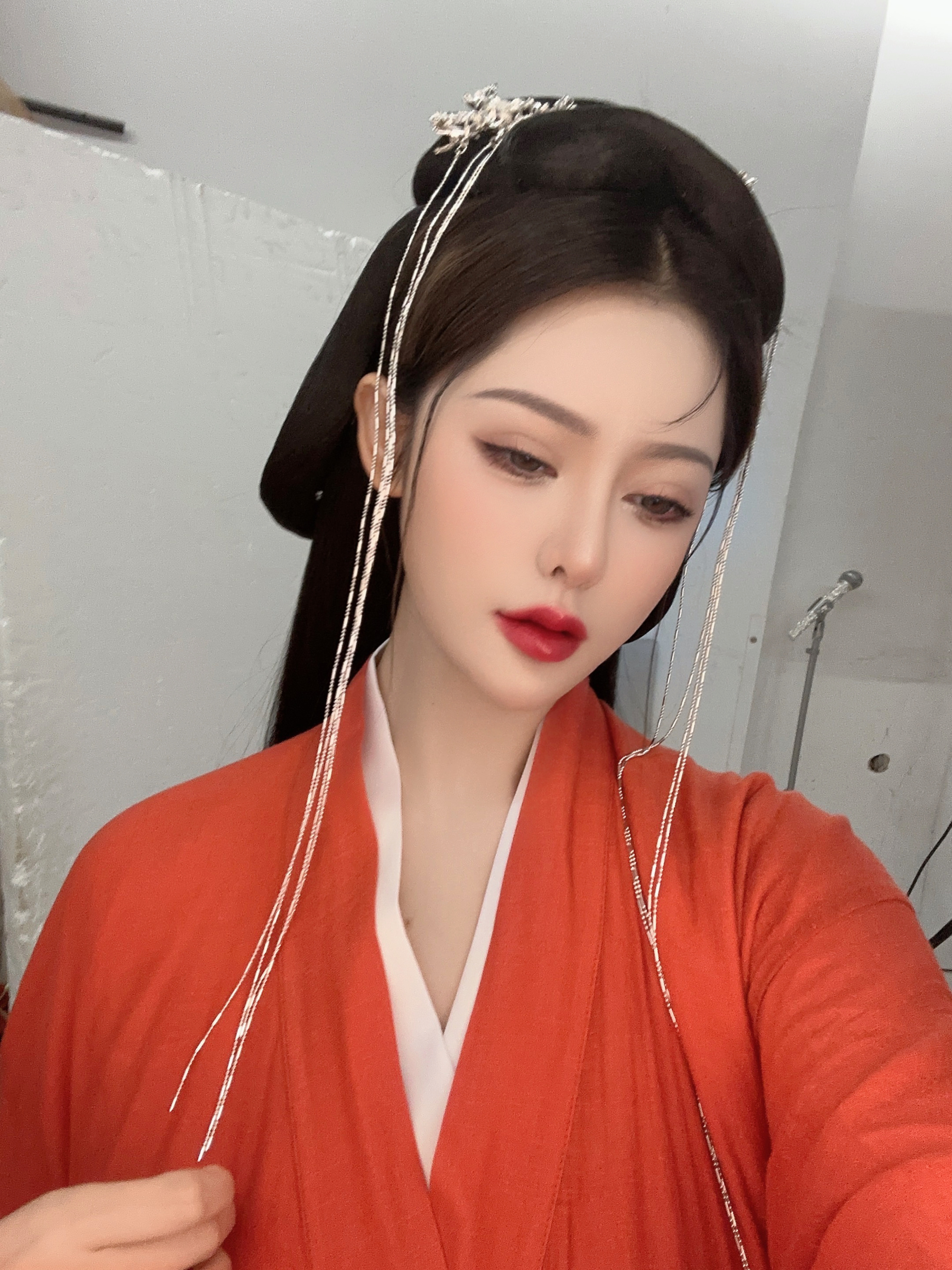 最近都是古装系列😁 ​​​<