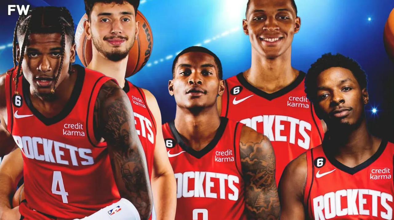 小鬼当家！火箭队球员年龄、身高、本赛季场均得分一览

杰伦格林   21.8分 