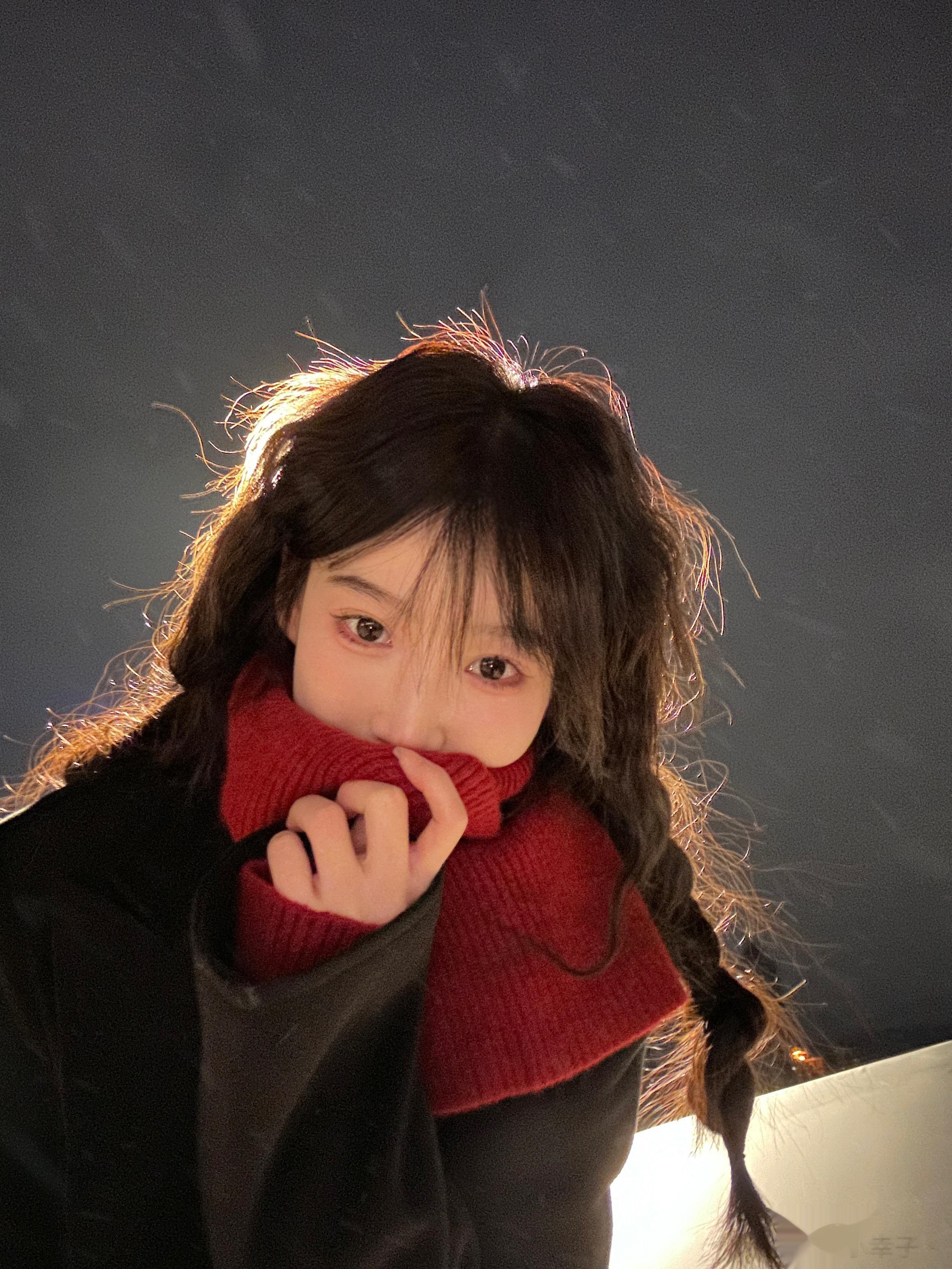 <p>假装下雪🌨️ ​​​<