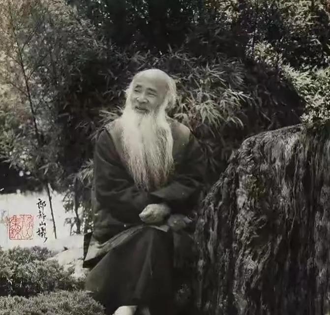 1952年，53岁的张大千为了追求艺术，来到了日本东京。那天，18岁的山田喜美子