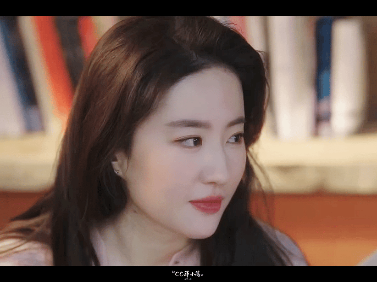 #刘亦菲# × 去有风的地方 × 许红豆·GIF/动图一组怼脸拍~我的宝贝越近越