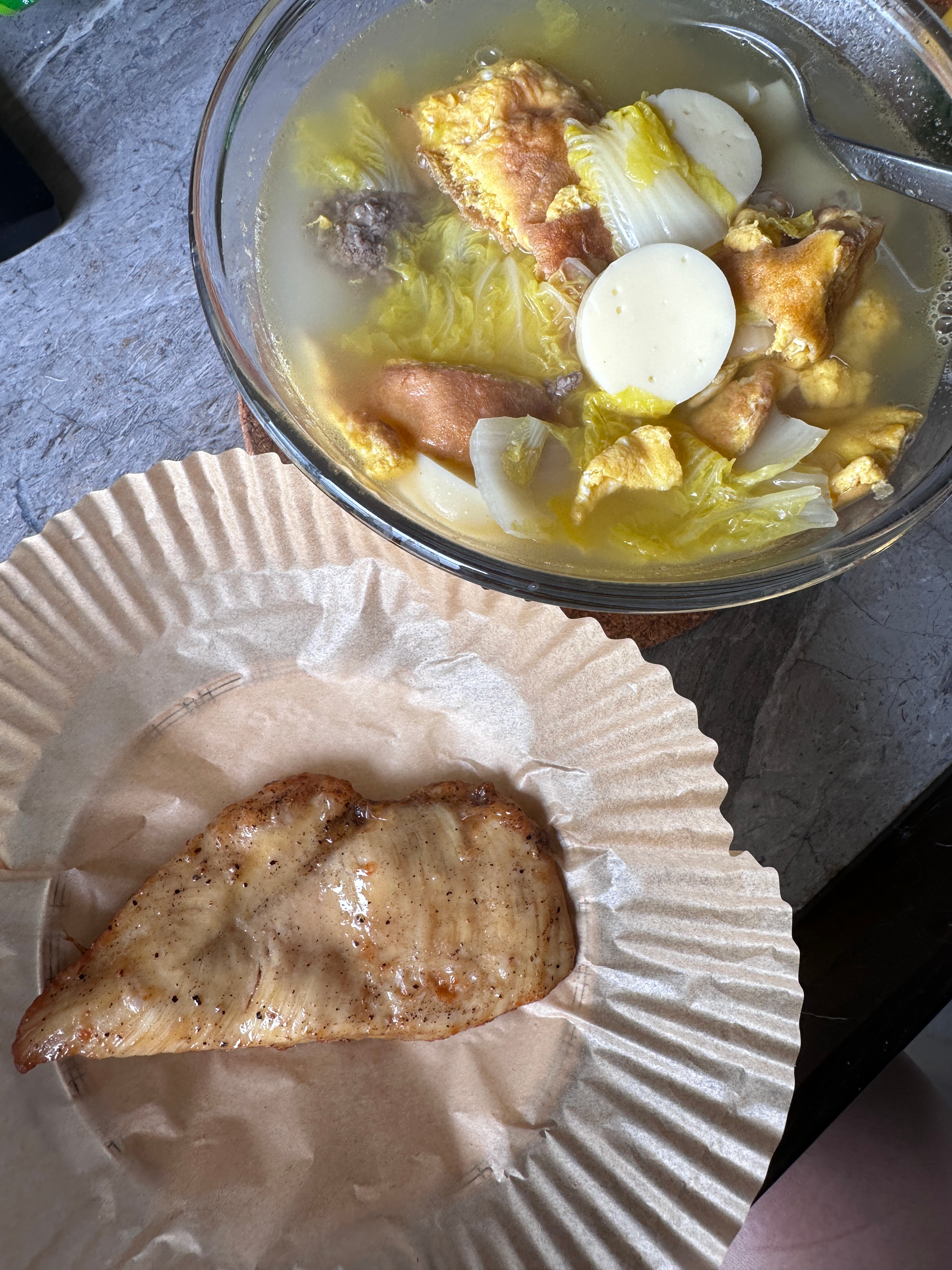 分享下 （食材都是App上买滴每天和我老公午饭 晚上那餐在公司一般叫外卖（随便吃