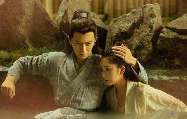 任嘉伦锁骨太明显？剧组写真太露骨，看到最后：导演组真敢拍！
说起任嘉伦，相信最近