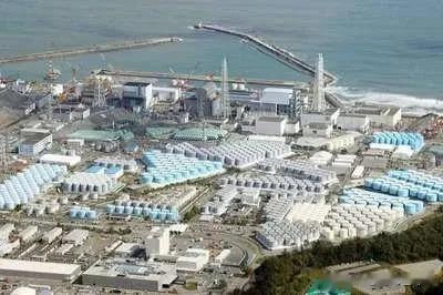  中方再次敦促日方正视国际社会关切，不得擅自启动核污染水排海。日本这种断子绝孙、