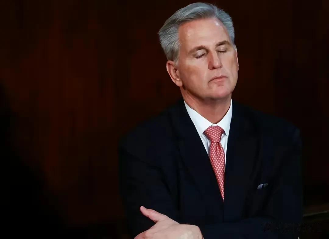 又来！415对0票，美众议院决议，麦肯锡欲剥夺中国发展中国家身份。美国人离开中国