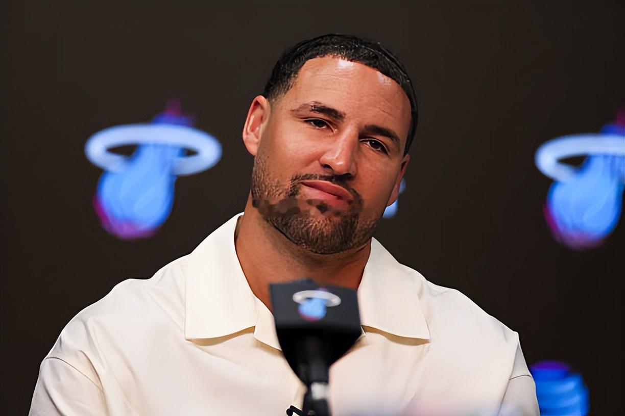 迈阿密热火侧翼新援克莱·汤普森（Klay Thompson）接受了博主...
