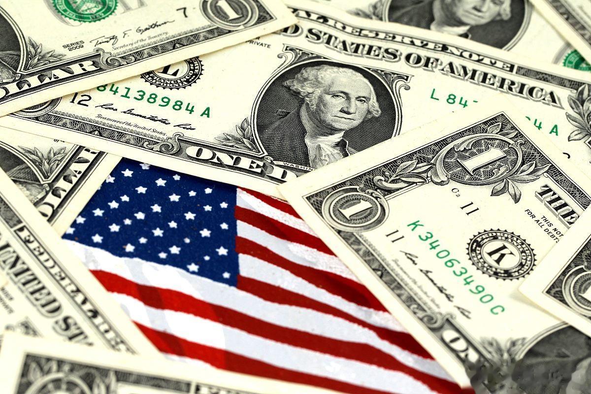 根据美国国会预算办公室（CBO）的最新统计数据，在疫情对经济造成冲击后，美国政府