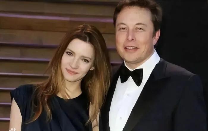 欧美富豪从贝索斯到扎克伯格，也就只有马斯克的择偶审美眼光比较正常！