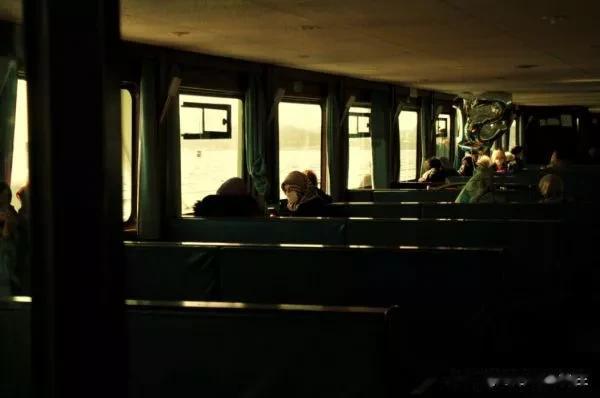 985硕士年薪30万，却从互联网公司辞职考公务员，透露收入和原因

来源:职场实