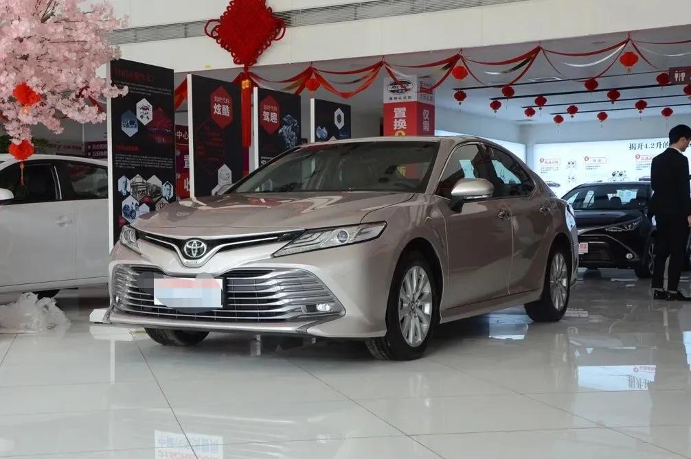 2019年的凯美瑞2.0，4万公里，15.2万值不值？还有一个就是锋兰达2.0，