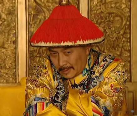 雍正在九子夺嫡中胜出登上帝位，康熙帝时期参与夺嫡的九位皇子结局如何？
一、被囚禁