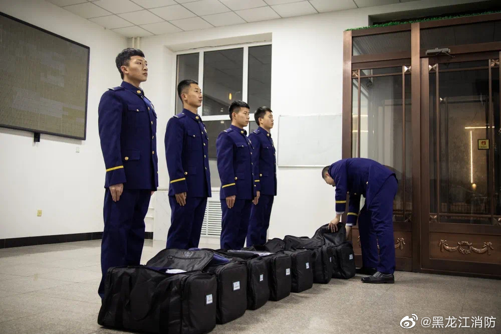 近日，祖国边陲的嘉荫县消防救援