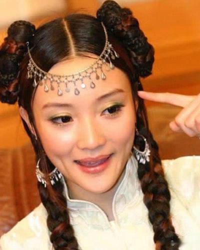 同样是龙族公主：李小璐调皮，林湘萍可爱，最后一个太可爱！
感谢您收看今天的文章，