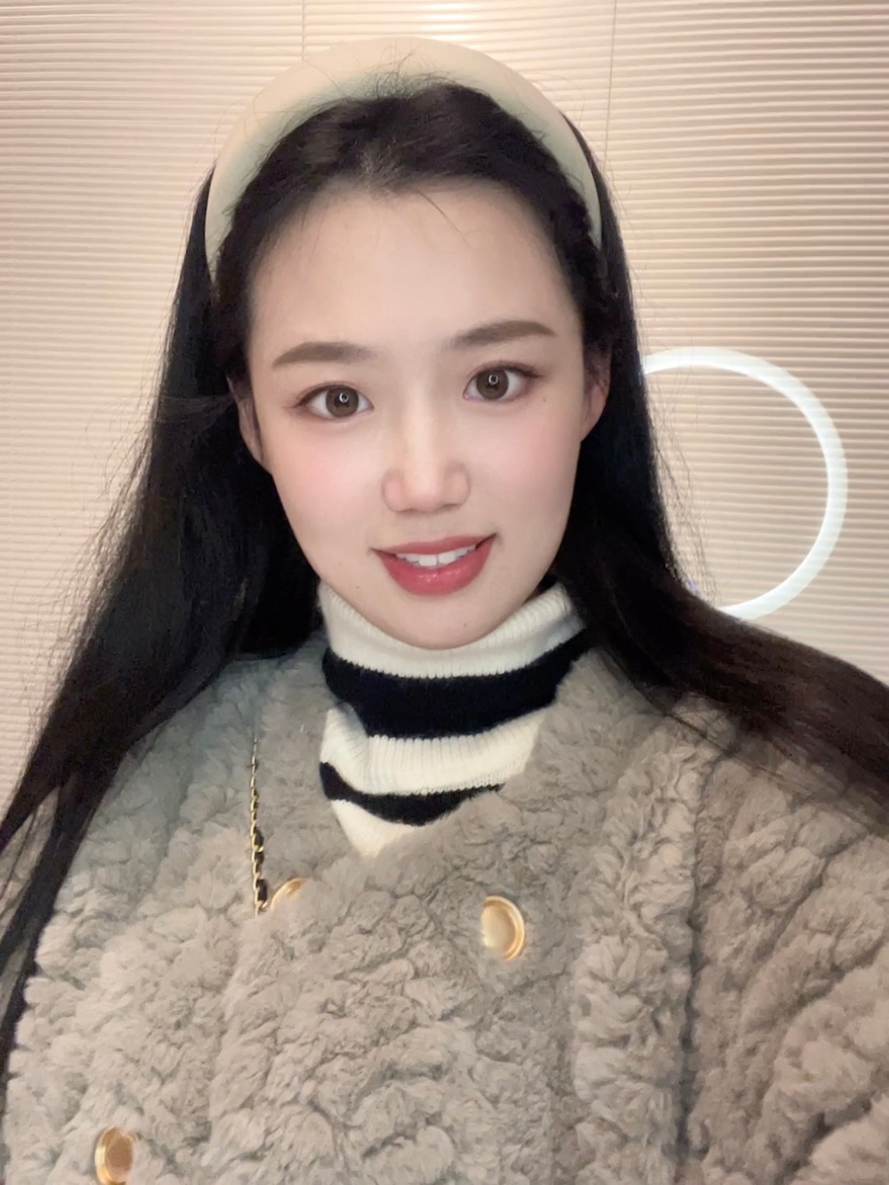 自从🐏了后就没化过妆了 久违
