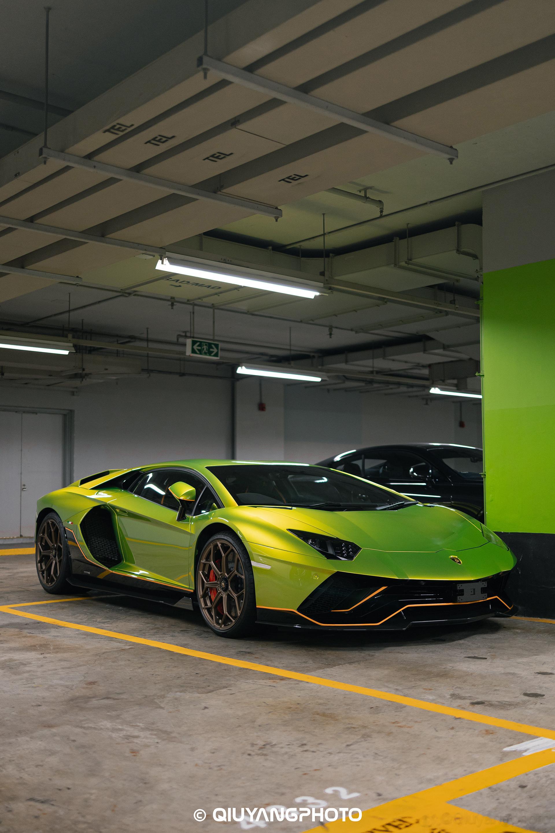Lamborghini Aventador LP780-4 Ultimae  A