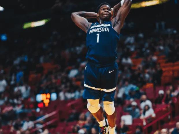 爱德华兹怎么了？直言自己就是投不进球

NBA常规赛，森林狼以104比109不敌