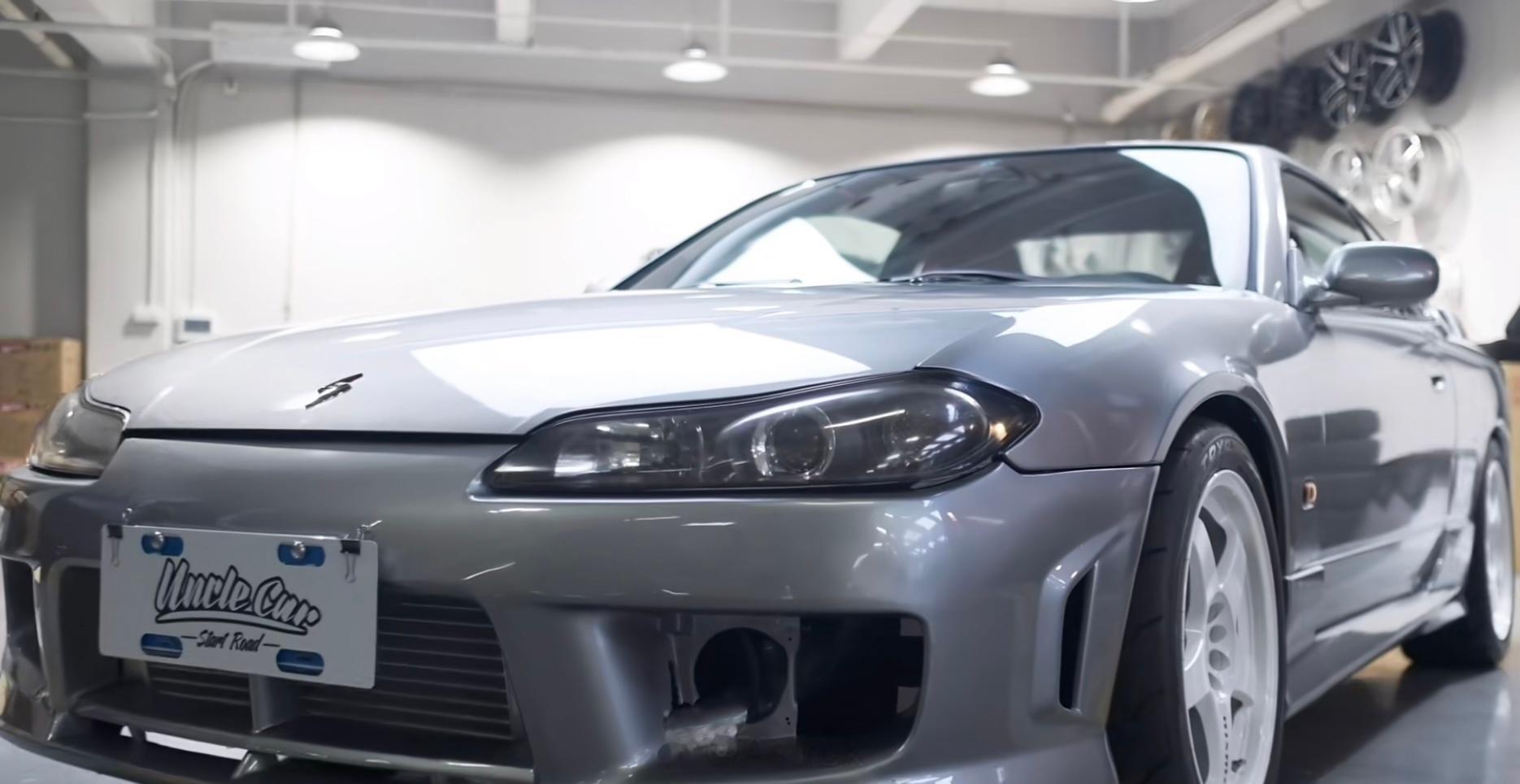 现在的JDM怎么都能上牌了，看到一个改左还有手续的S15，还挺整 ​​​