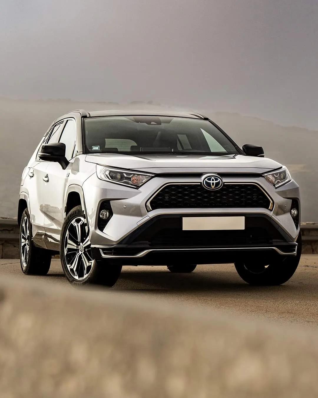 混动版丰田RAV4 这样子你喜欢吗？感觉外观设计不如国产品牌。