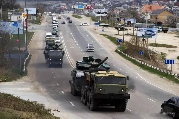 北约考虑在俄边境部署30万大军，波兰首当其冲，大肆采购武器装备

来源:铁血观世