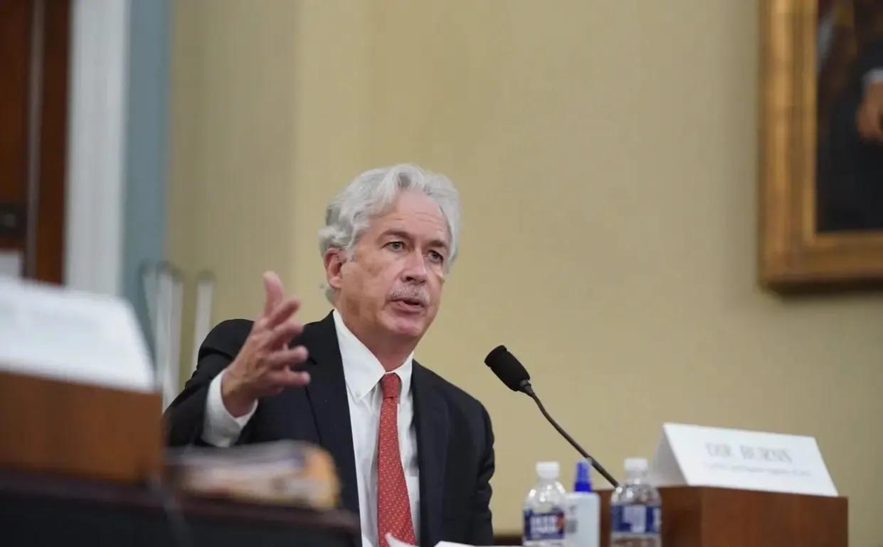 说出来你可能不信，美国正在替俄罗斯操心！日前，美国中情局局长伯恩斯放话称：“俄罗