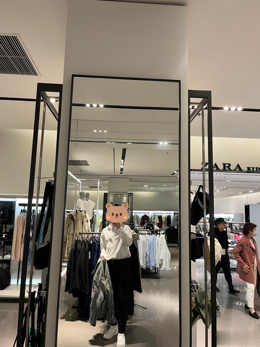 太久没出来逛街了 ​​​