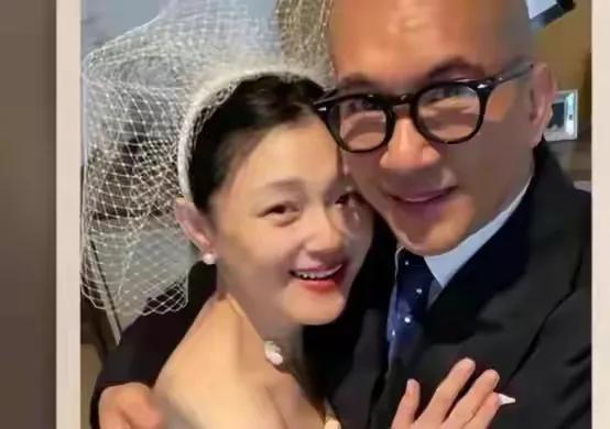 大S终于发飙了！大S辟谣被具俊晔卷走2.2亿，也没有所谓的癫痫住院昏迷啥的，造谣