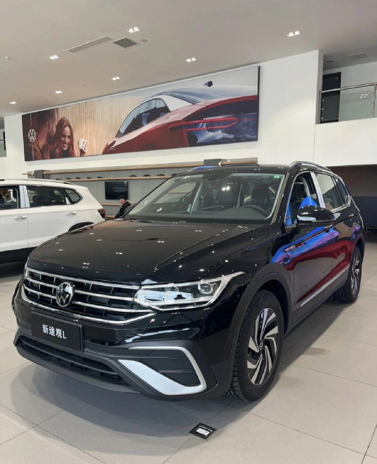 一分钟告诉你月入几个w能买得起途观L！
在中型SUV级别，上汽大众途观L可以说是