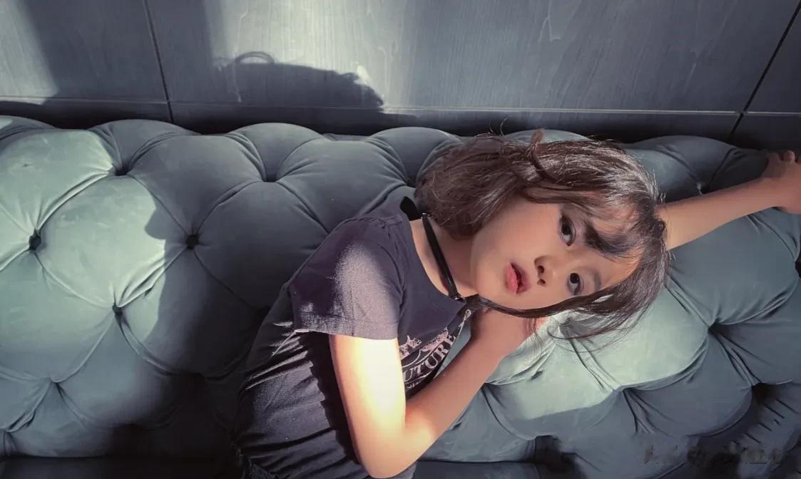 黄磊小女儿近照曝光，孙莉再被骂