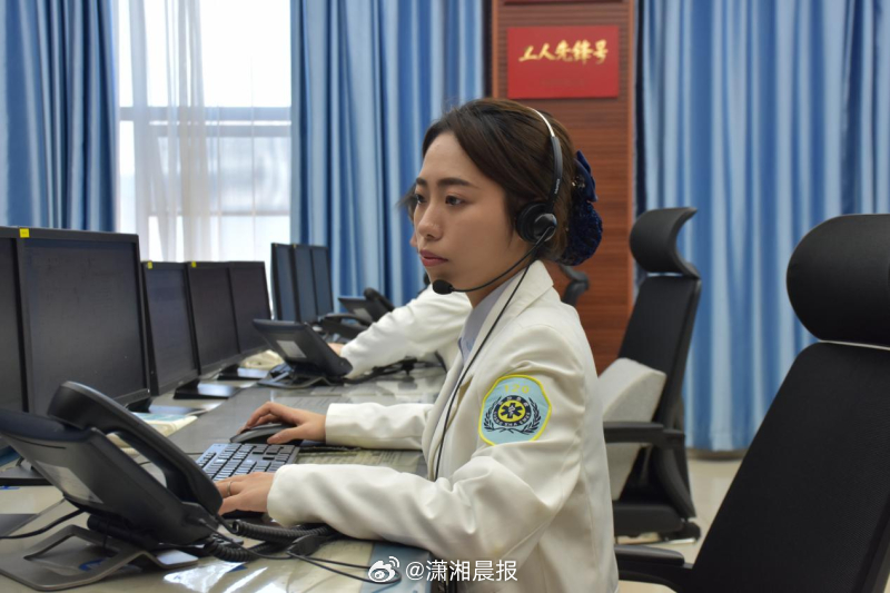 【一通近乎“沉默”的电话！长沙#120调度员凭呼吸声救下独居老人#】#独居老人打