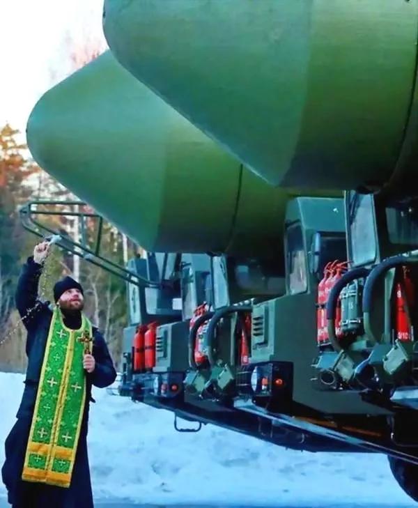  这可不敢乱说，要是让普京大帝知道了可就睡不着觉了，130颗原子弹就这么点威力，