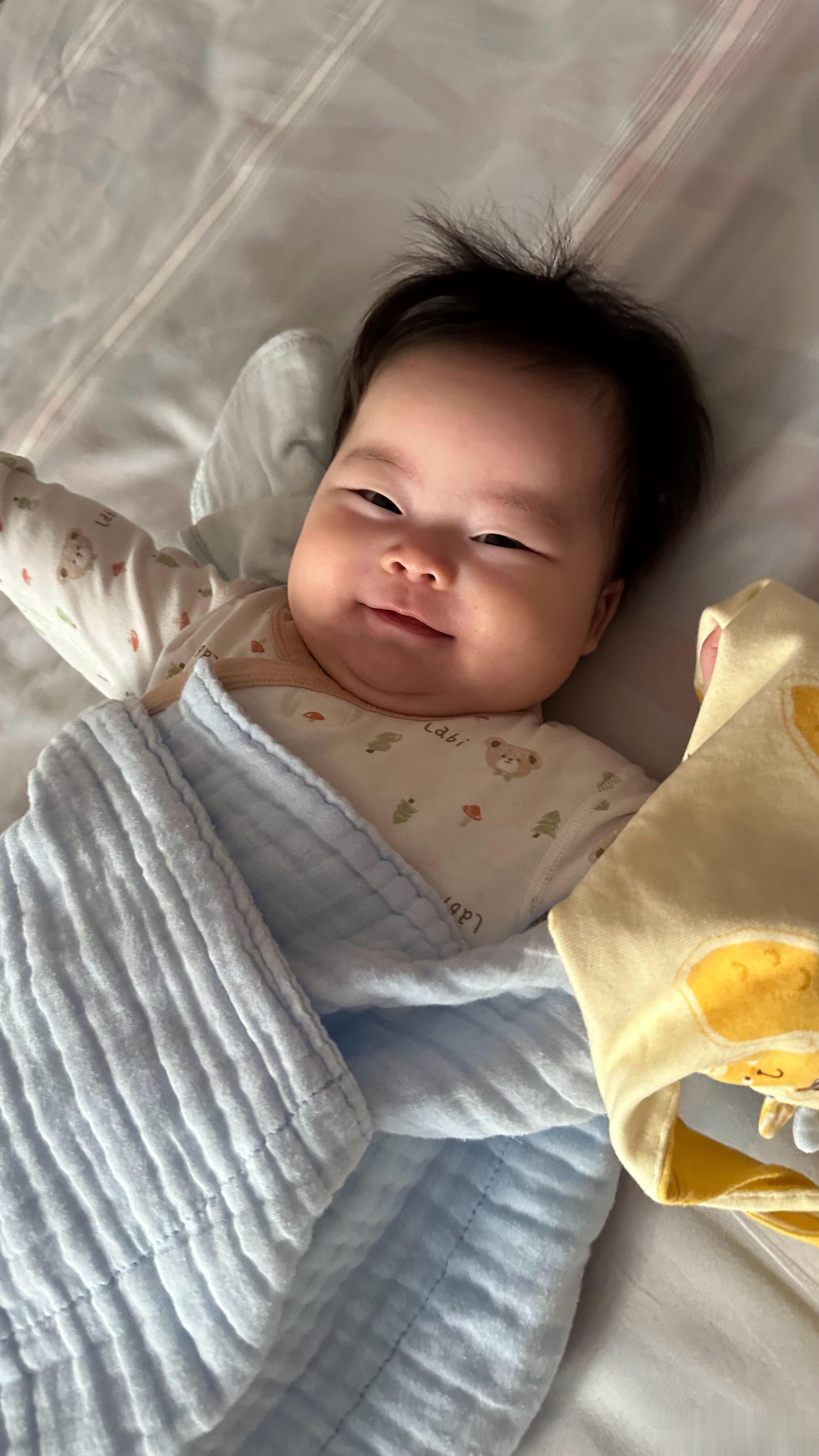 多多最近经常出现早晨五六点就醒