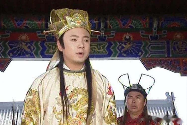 一句话解释丞相和宰相的区别
     我先来
             丞相为官
