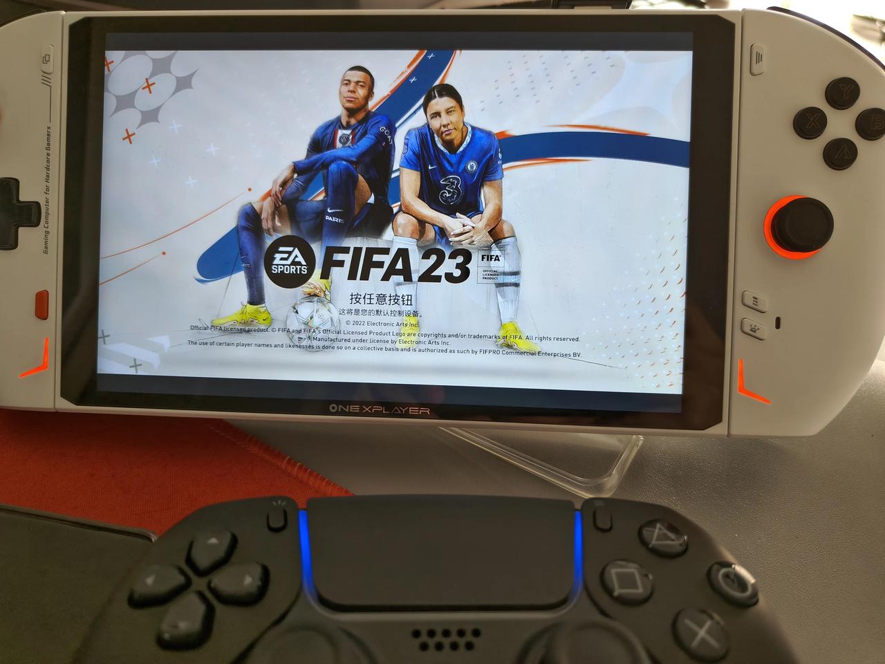 有玩FIFA23的吗
wins版本的和switch的不大一样
果真switch不