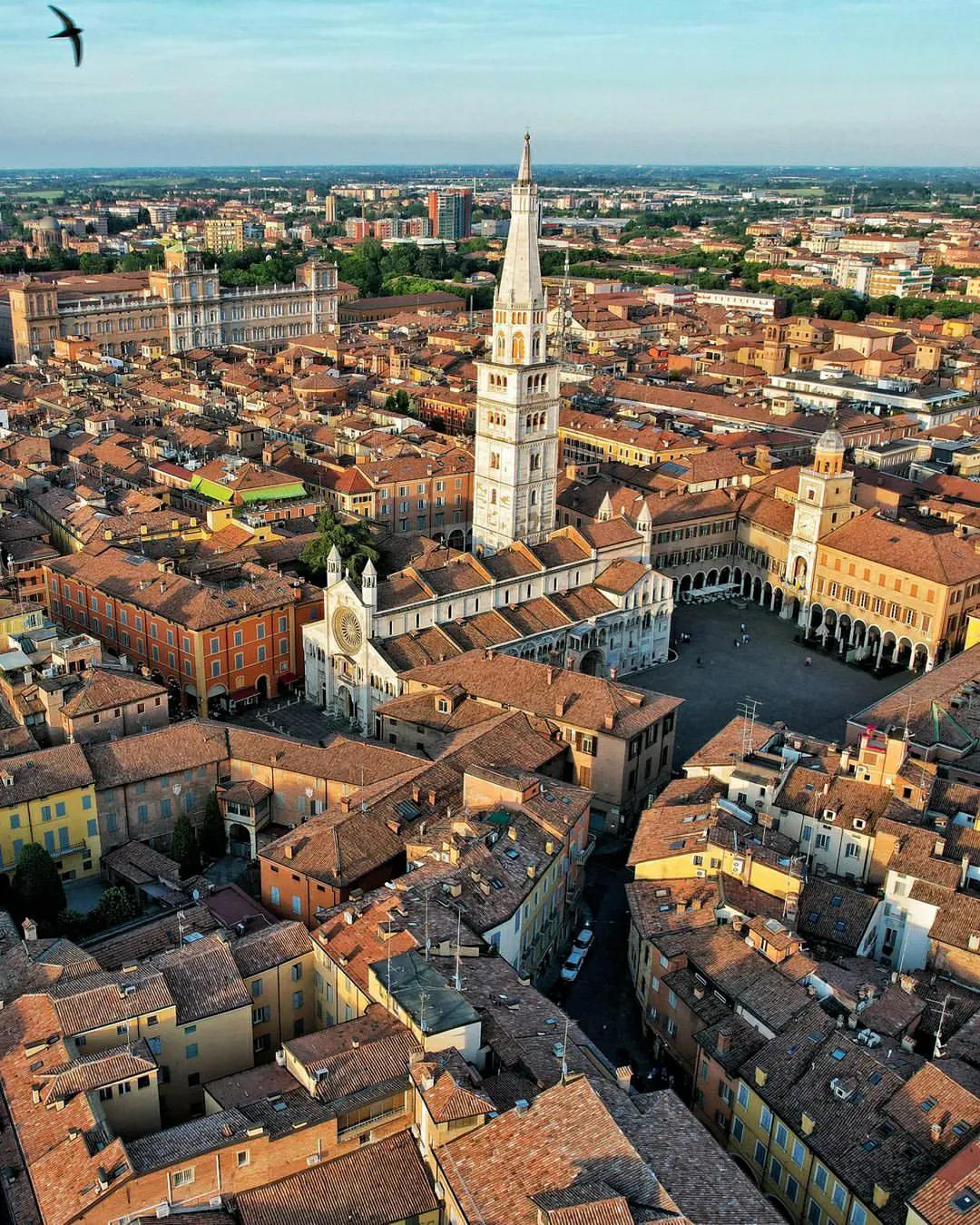 意大利引擎之城，你知道在哪吗？摩德纳(Modena)，这座位于意大利🇮🇹北部