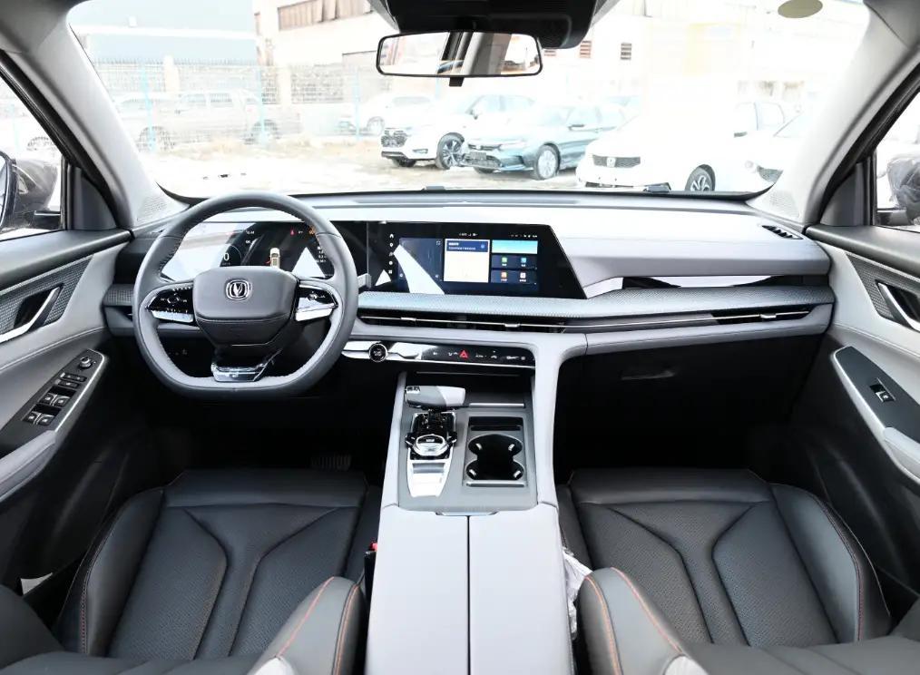 
这问题，要是在十年前，如果是国产车，会不会觉得很没面子？

但是，现在的话，不