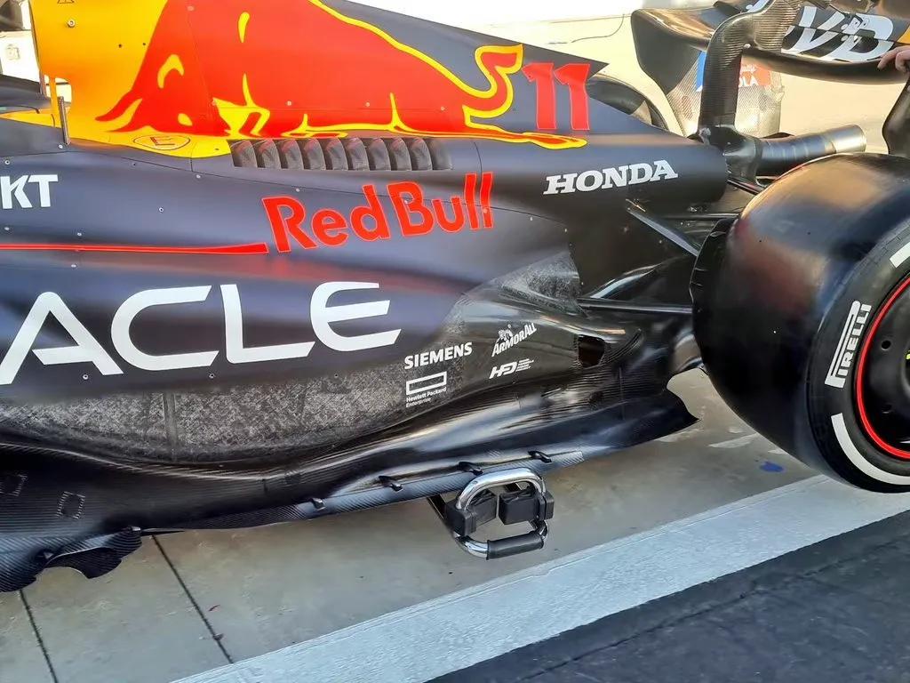 【F1|这么快了还不满意？红牛认为RB19进步不大】
    红牛总工程师保罗莫