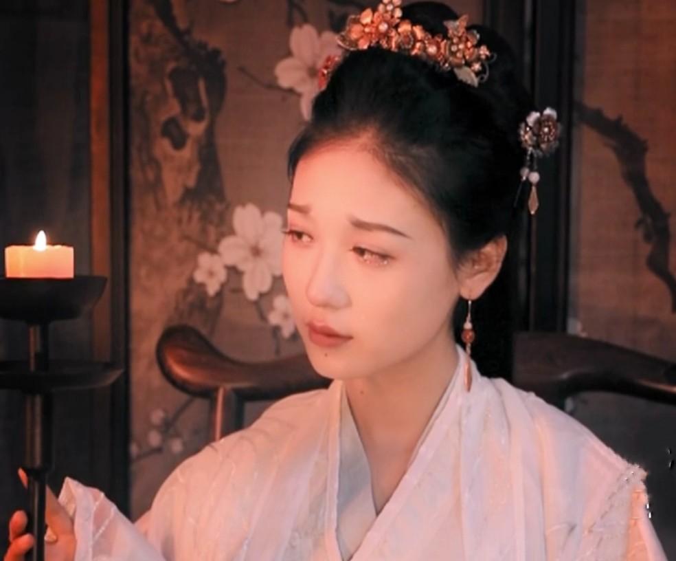 陈后主昏庸无道，他却有一位好母