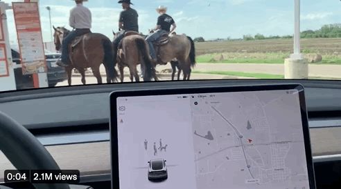被公认为全球“最牛逼”自动驾驶系统特斯拉Autopilot，还是把骑马的人识别成