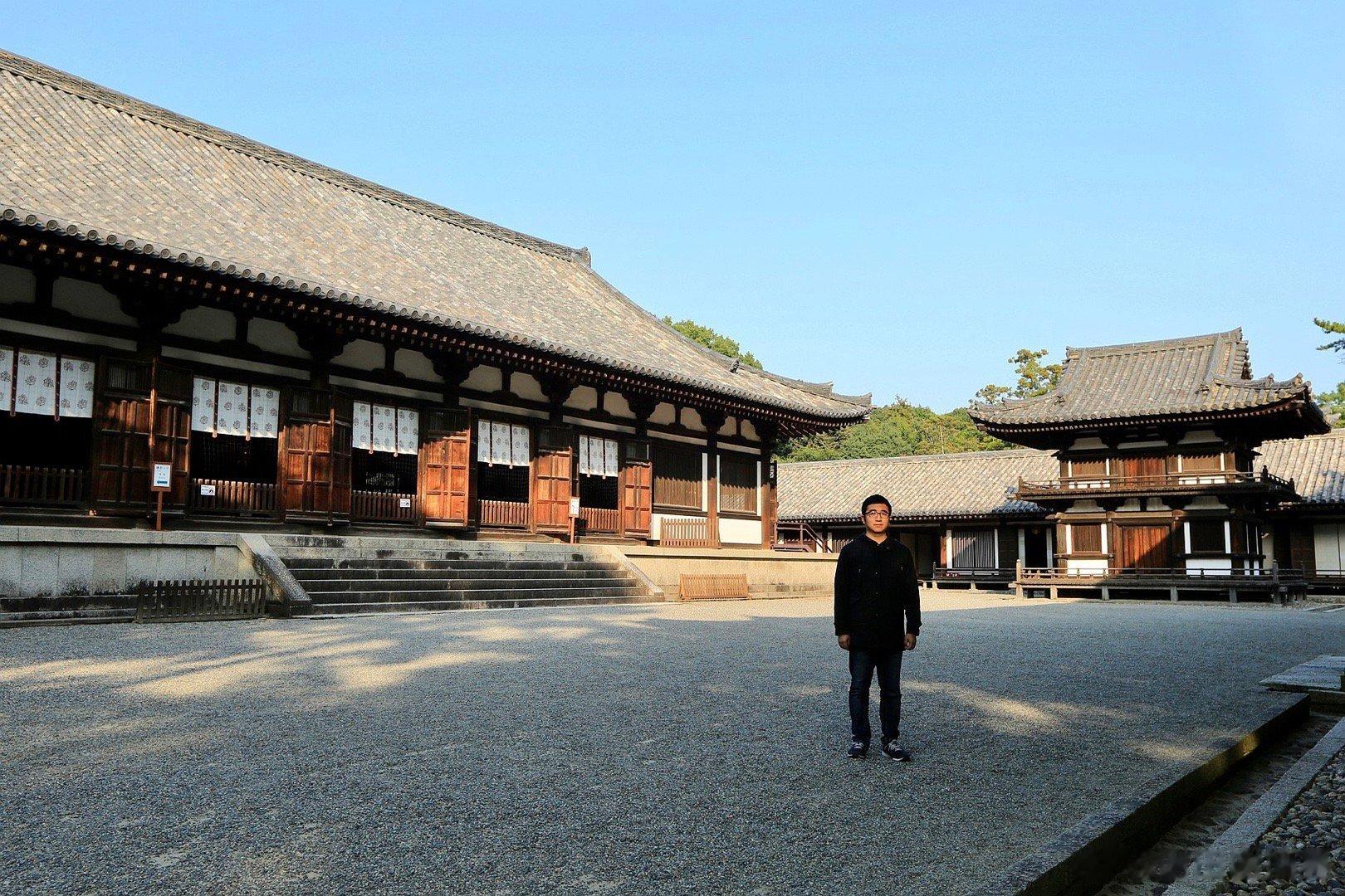 日本国宝古迹巡礼 11唐招提寺讲堂  8世纪、鼓楼  1240年 奈良大宝寺本堂