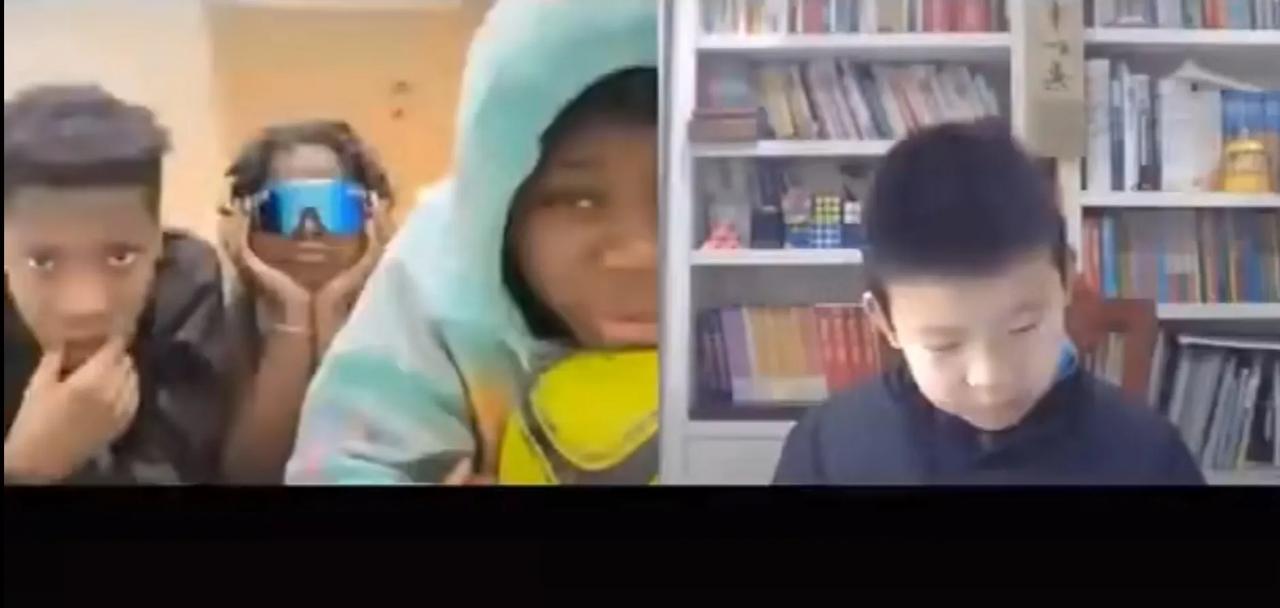 本来大过年的讲究一个和谐二字，