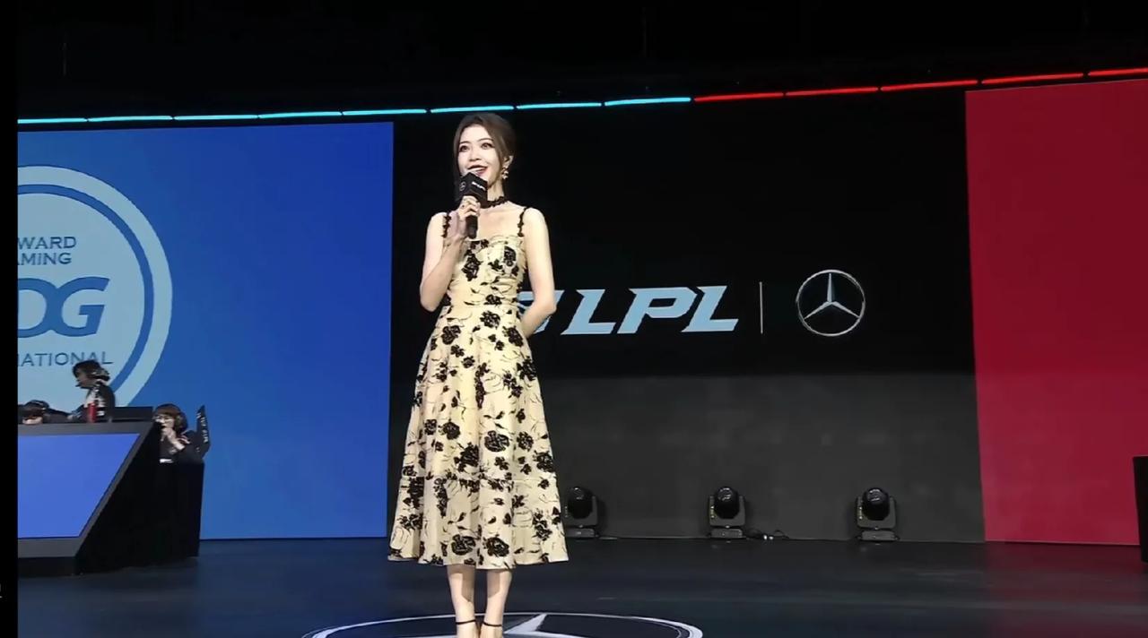 JDG让EDG常规赛二，追季后赛三！

左手右手MSI赛一起走，泽元狂喜日，回到