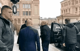  
普京到访就一个意思：亚速海走廊是他的底线！