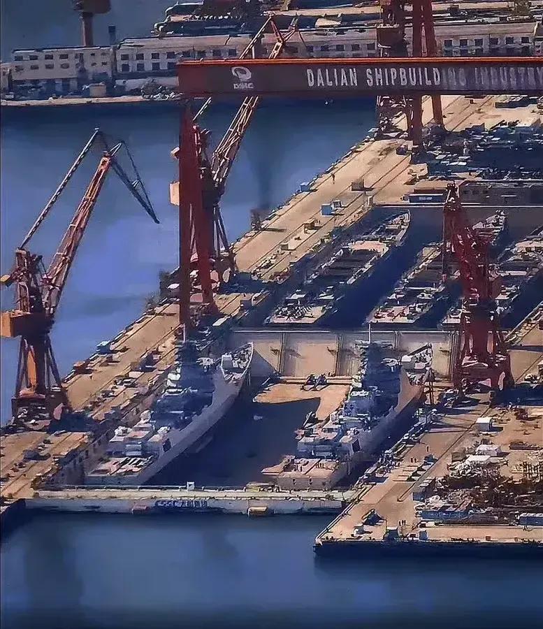 美‮看军‬到这‬张图，瞬‮不间‬淡定了，这‮景个‬象，当‮可年‬是一‮在直‬东太