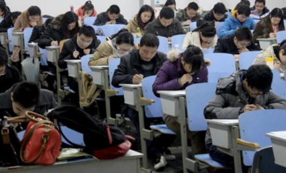 
相对于20多岁的人来说，30多岁并没有想象中那么遥不可及！
绝大多数的用人单位