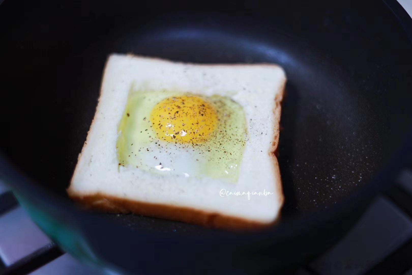   早呀~🍞来个元气满满的早餐，溢出屏幕的β胡萝卜素🍹 ​​​