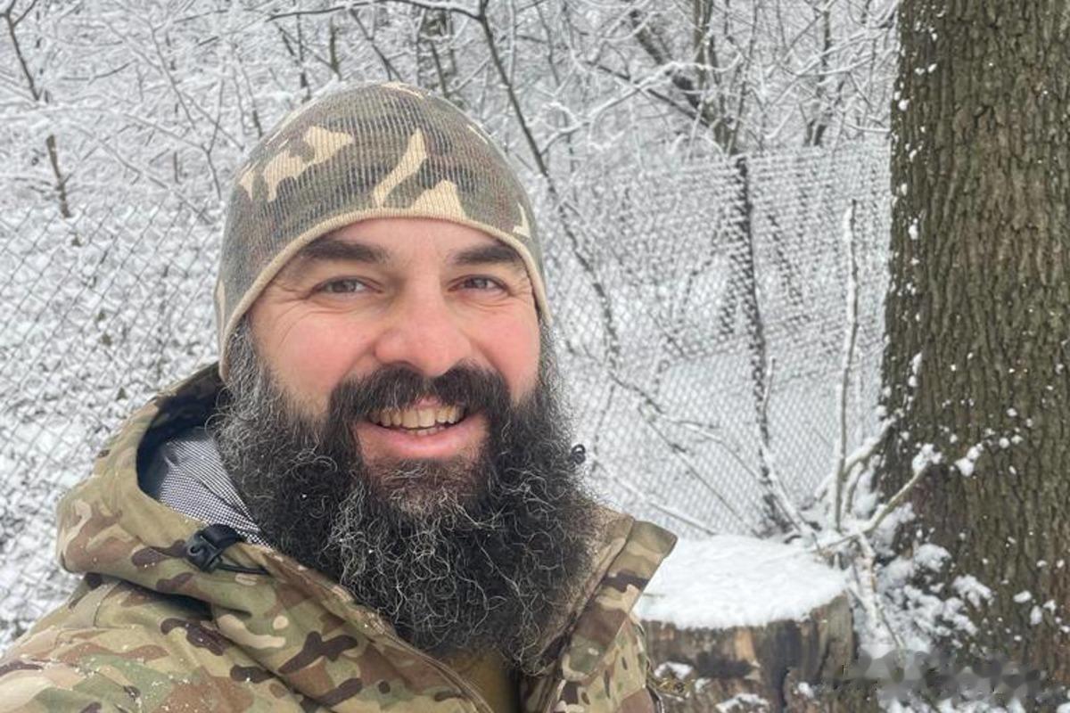 今天，乌克兰失去了一名卫士——在巴赫穆特的激烈战斗中，乌克兰情报总局一名士兵丧生